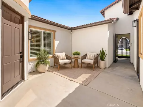 Exterior - 356 Tuffa Ct, Perris, CA 92570 photo 3 of 10