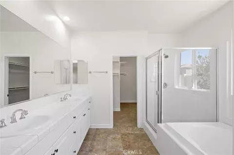 Entry Way - 356 Tuffa Ct, Perris, CA 92570 photo 4 of 4