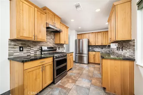 Kitchen - 516 Marilyn, Redlands, CA 92373 photo 2 of 4