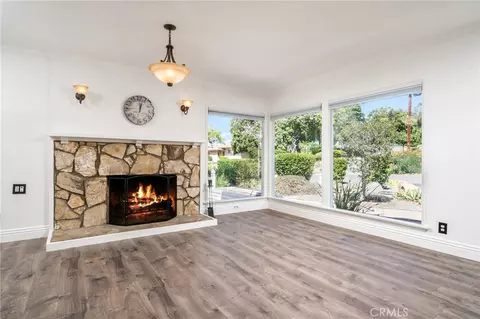 Living - 516 Marilyn, Redlands, CA 92373 photo 2 of 5