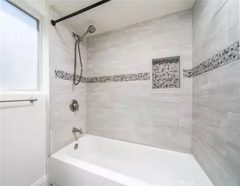 Bath - 516 Marilyn, Redlands, CA 92373 photo 3 of 3