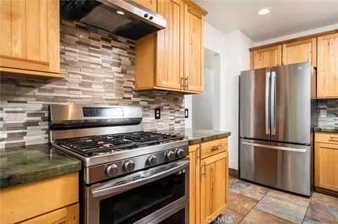 Kitchen - 516 Marilyn, Redlands, CA 92373 photo 3 of 4