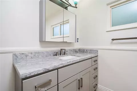 Bath - 516 Marilyn, Redlands, CA 92373 photo 2 of 3