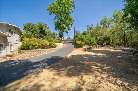 Exterior - 516 Marilyn, Redlands, CA 92373 photo 26 of 31