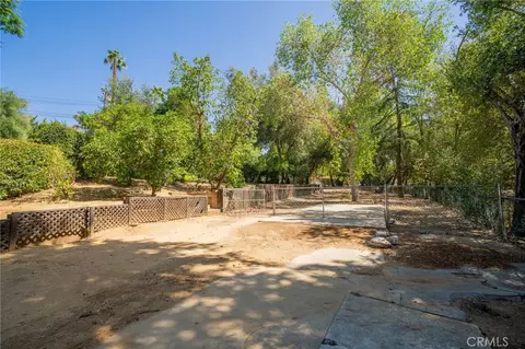 Exterior - 516 Marilyn, Redlands, CA 92373 photo 27 of 31