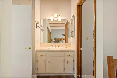 Bath - 28165 Grenoble, Lake Arrowhead, CA 92352 photo 1 of 4
