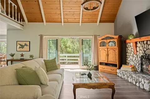 Living - 28165 Grenoble, Lake Arrowhead, CA 92352 photo 2 of 3