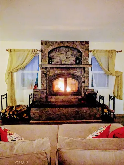 Living - 435 Wagon Wheel Rd, Big Bear City, CA 92314 photo 5 of 5