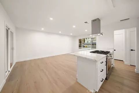 Living - 500 E Thornton, Hemet, CA 92543 photo 3 of 3