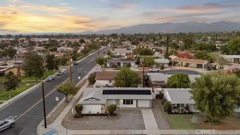 View/Area - 500 E Thornton, Hemet, CA 92543 photo 1 of 5