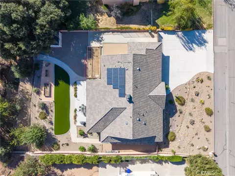 View/Area - 37297 Ironwood Dr, Yucaipa, CA 92399 photo 5 of 7
