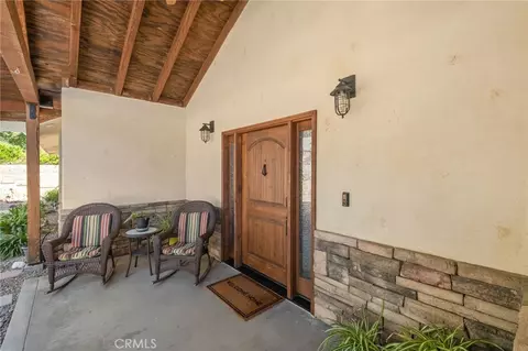 Exterior - 37297 Ironwood Dr, Yucaipa, CA 92399 photo 7 of 23
