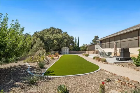 Exterior - 37297 Ironwood Dr, Yucaipa, CA 92399 photo 16 of 23