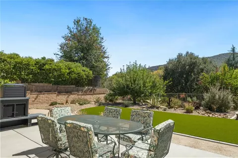 Exterior - 37297 Ironwood Dr, Yucaipa, CA 92399 photo 19 of 23