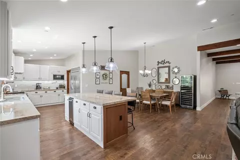 Kitchen - 37297 Ironwood Dr, Yucaipa, CA 92399 photo 1 of 6