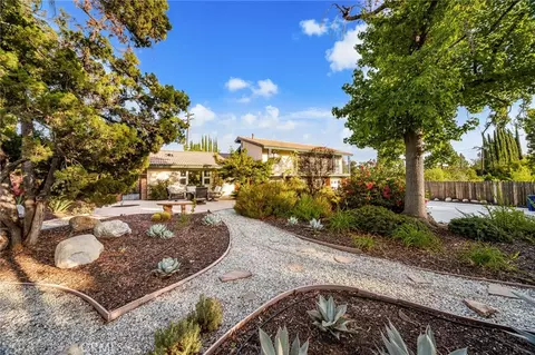 Exterior - 662 Valley Vw, Redlands, CA 92373 photo 4 of 17