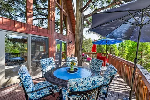 Exterior - 374 Grass Valley Rd, Lake Arrowhead, CA 92352 photo 5 of 14