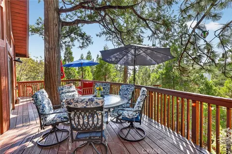Exterior - 374 Grass Valley Rd, Lake Arrowhead, CA 92352 photo 2 of 14