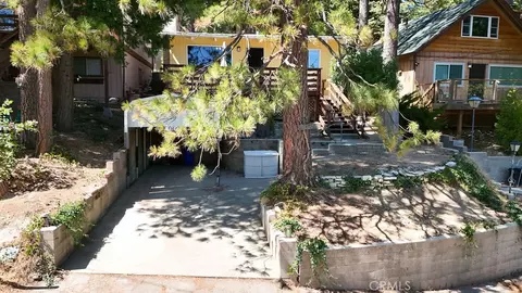 Exterior - 23672 Rocky Dell, Crestline, CA 92325 photo 11 of 18