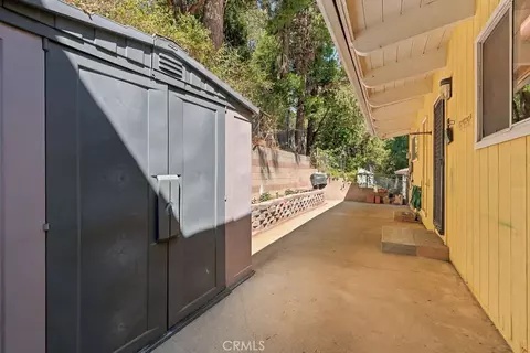 Exterior - 23672 Rocky Dell, Crestline, CA 92325 photo 4 of 18
