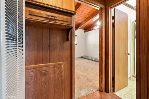 Entry Way - 23672 Rocky Dell, Crestline, CA 92325 photo 1 of 2