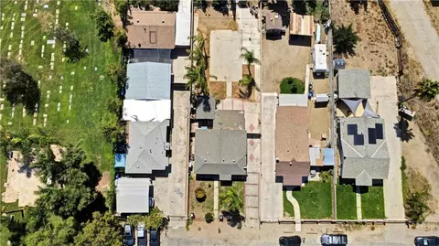 View/Area - 18883 6th, Bloomington, CA 92316 photo 10 of 10