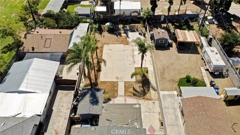 View/Area - 18883 6th, Bloomington, CA 92316 photo 8 of 10
