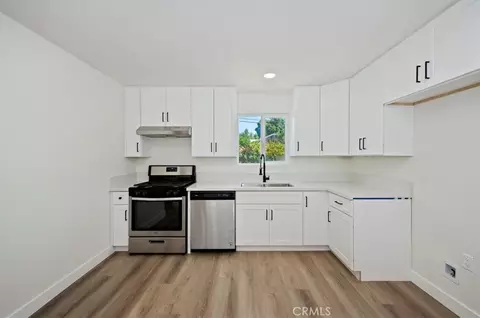 Kitchen - 35045 Avenue C, Yucaipa, CA 92399 photo 3 of 3