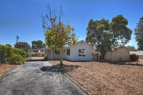 Exterior - 35045 Avenue C, Yucaipa, CA 92399 photo 3 of 12