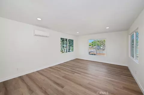 Living - 35045 Avenue C, Yucaipa, CA 92399 photo 4 of 5