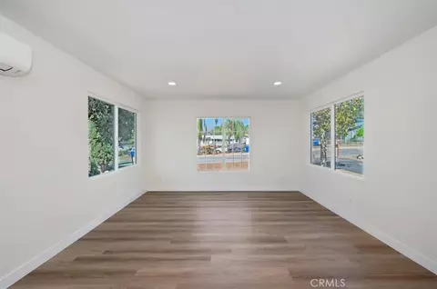 Living - 35045 Avenue C, Yucaipa, CA 92399 photo 3 of 5