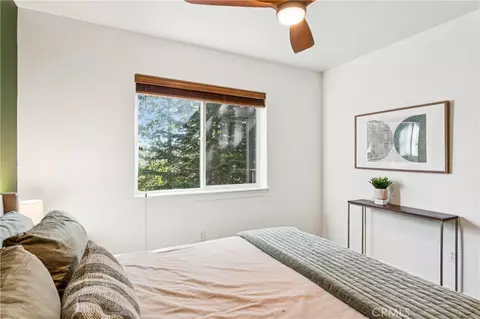 Bedroom - 26510 Placer, Lake Arrowhead, CA 92352 photo 3 of 5