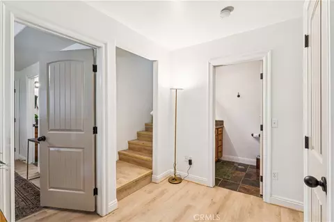 Entry Way - 26510 Placer, Lake Arrowhead, CA 92352 photo 3 of 3