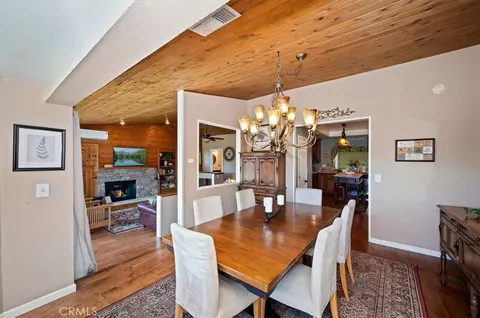 Dining - 306 Darfo, Crestline, CA 92325 photo 3 of 3