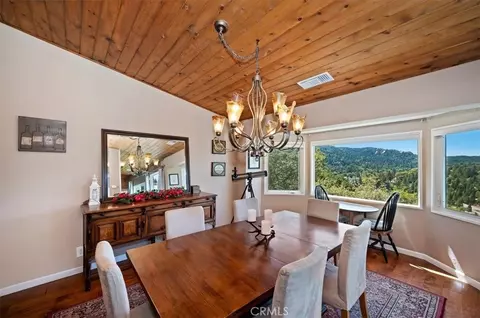 Dining - 306 Darfo, Crestline, CA 92325 photo 1 of 3