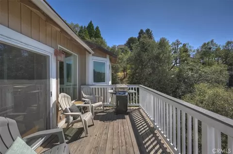 Exterior - 306 Darfo, Crestline, CA 92325 photo 2 of 8