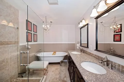 Bath - 306 Darfo, Crestline, CA 92325 photo 2 of 5