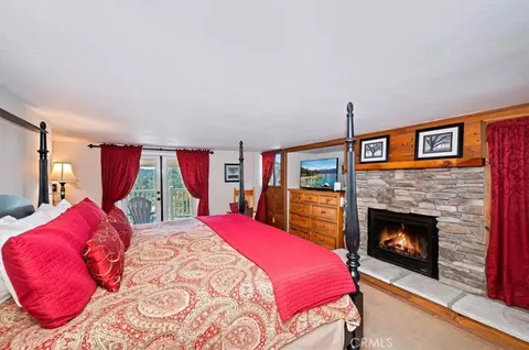 Bedroom - 306 Darfo, Crestline, CA 92325 photo 1 of 9