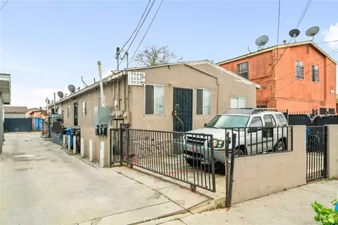 9538 Compton Ave, Los Angeles, CA 90002