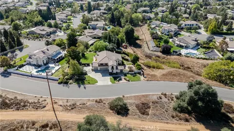 View/Area - 13797 Basil Ln, Yucaipa, CA 92399 photo 3 of 4