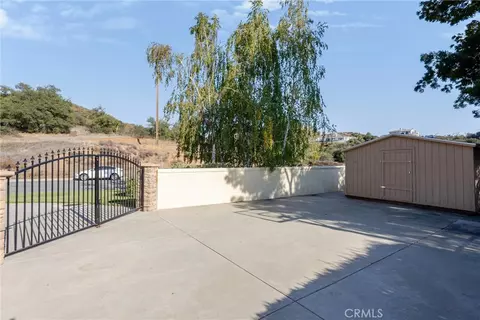 Exterior - 13797 Basil Ln, Yucaipa, CA 92399 photo 15 of 18