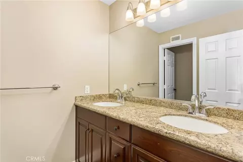 Bath - 13797 Basil Ln, Yucaipa, CA 92399 photo 2 of 3