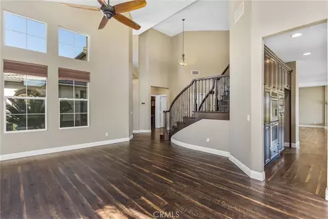 Living - 13797 Basil Ln, Yucaipa, CA 92399 photo 3 of 10
