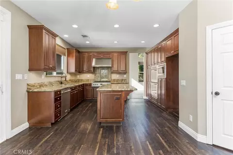 Kitchen - 13797 Basil Ln, Yucaipa, CA 92399 photo 2 of 4