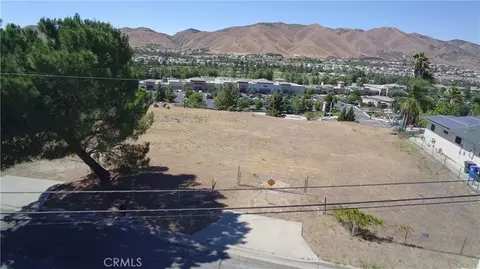 33690 Washington, Yucaipa, CA 92399 photo 4