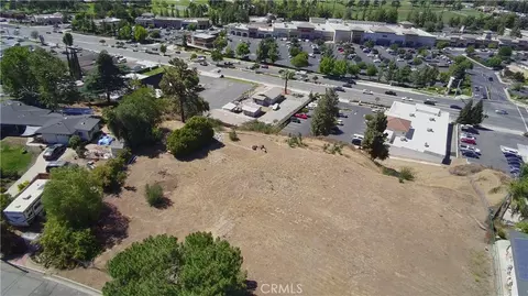 33690 Washington, Yucaipa, CA 92399 photo 3