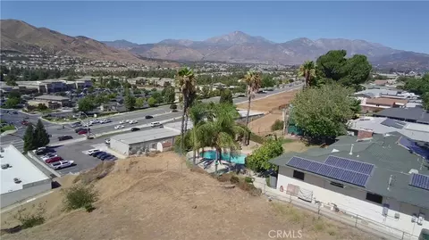 33690 Washington, Yucaipa, CA 92399 photo 6