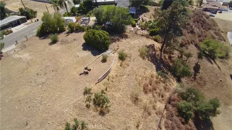 33690 Washington, Yucaipa, CA 92399 photo 5