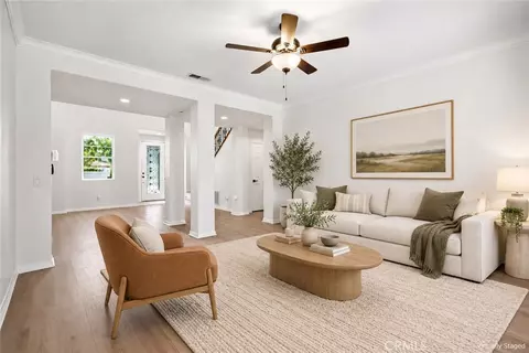 Living - 45636 Camino Rubi, Temecula, CA 92592 photo 4 of 10