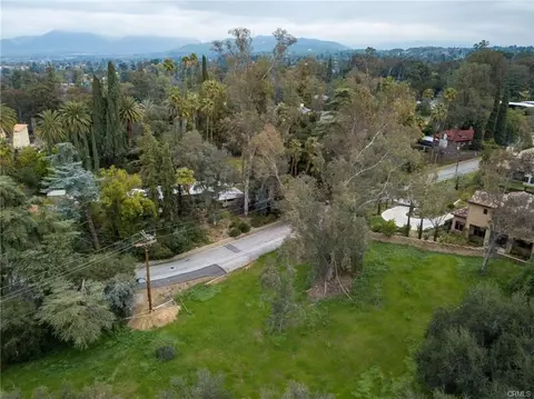 1702 Dwight, Redlands, CA 92373 photo 9